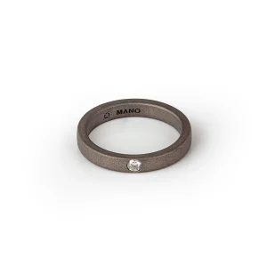 Solitario uomo in titanio con diamante white da 10 punti